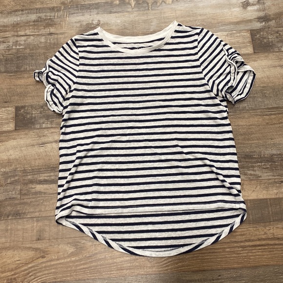 A new day • medium shirt bundle - Picture 10 of 14